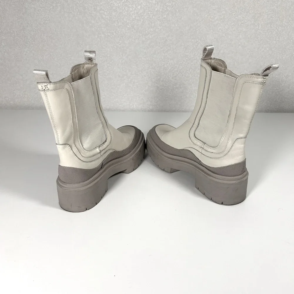 Sam Edelman Lulia Boots‎ Women's US 7 Ivory cream Leather lugsole Chelsea